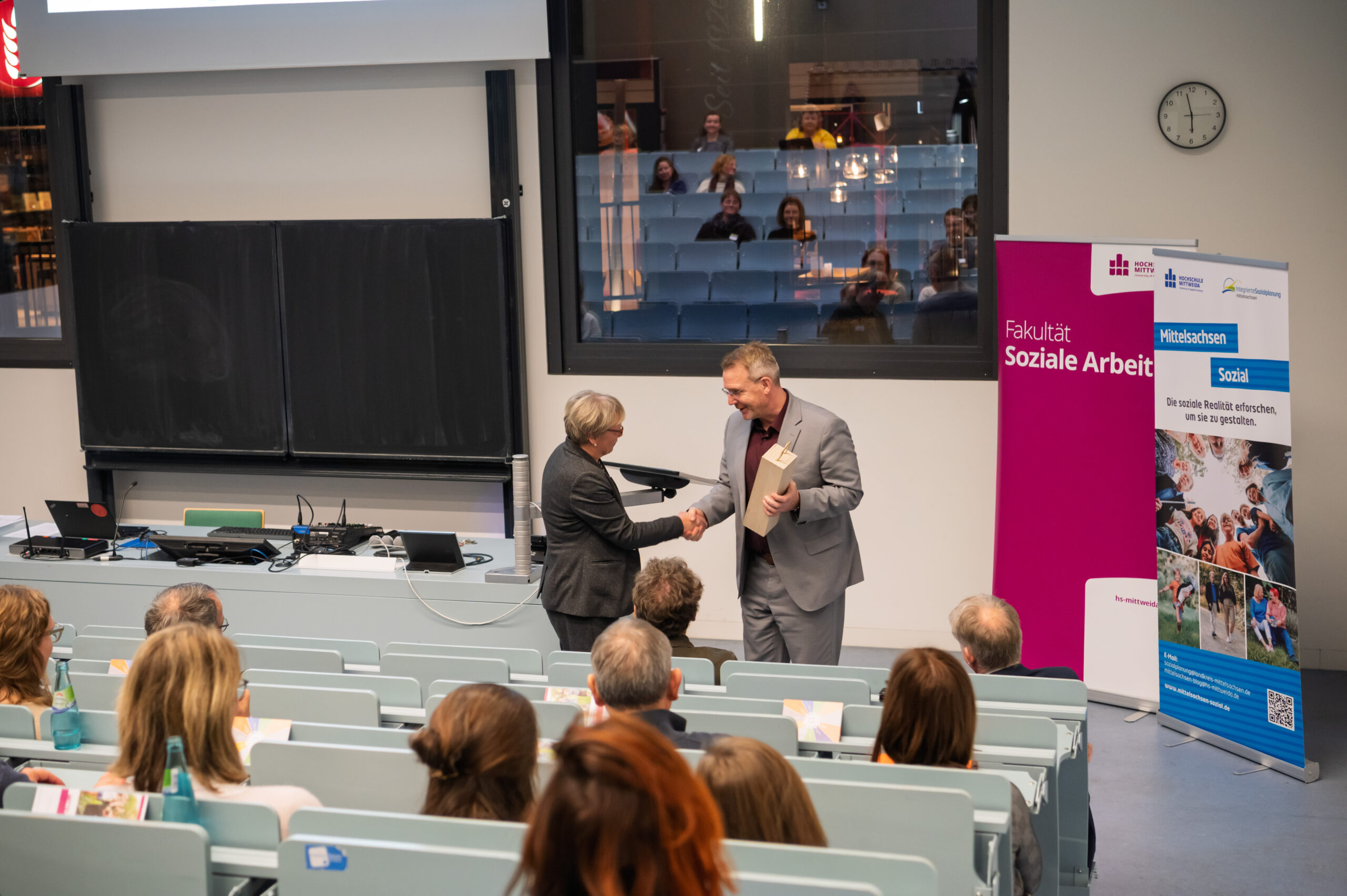 20251124_MSNsozial_6Z61233_IsoldeHeintze_SvenKrUeger